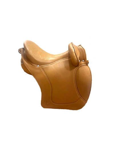 MAGNIFICUS VMCS Saddle