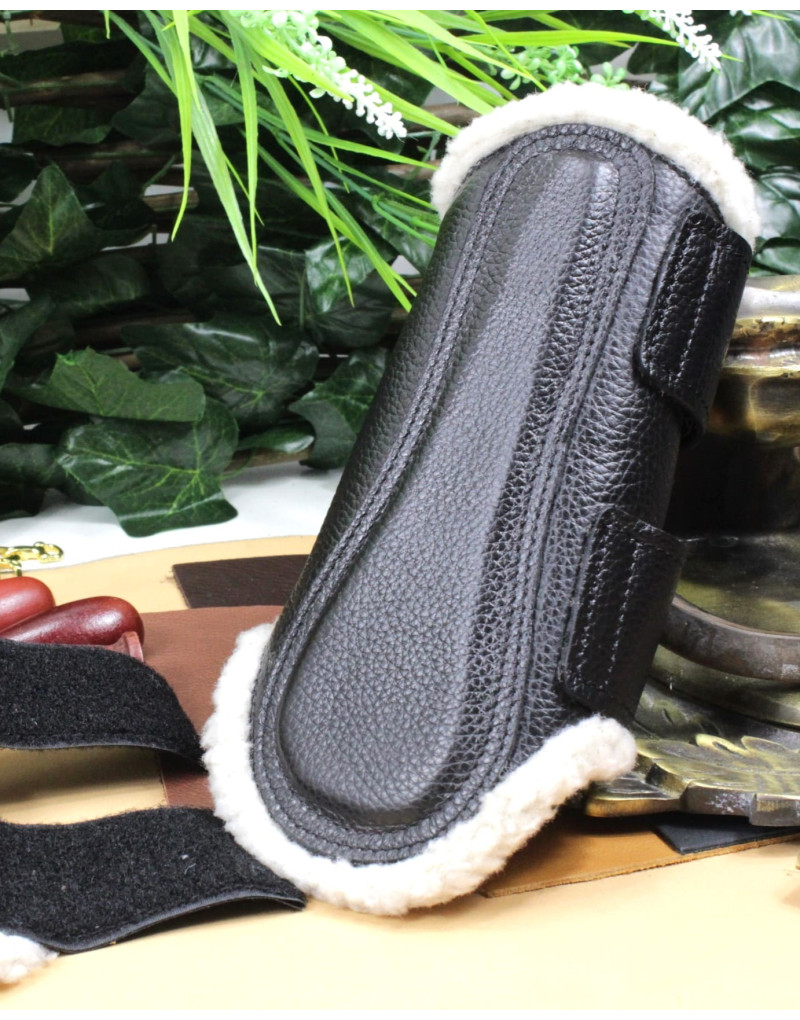 SANCTUS Protectores cuero y lana Sintética